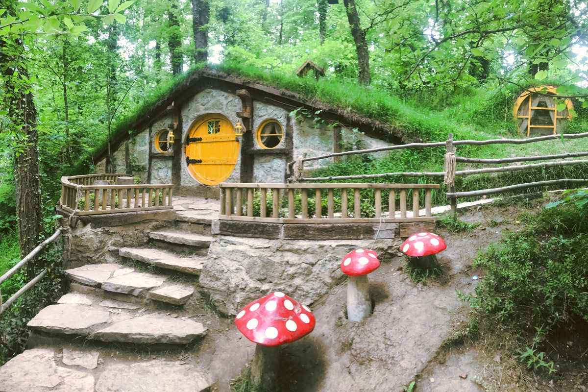 ORMANYA HOBBİT EVLERİ-MAŞUKİYE-SAPANCA TURU