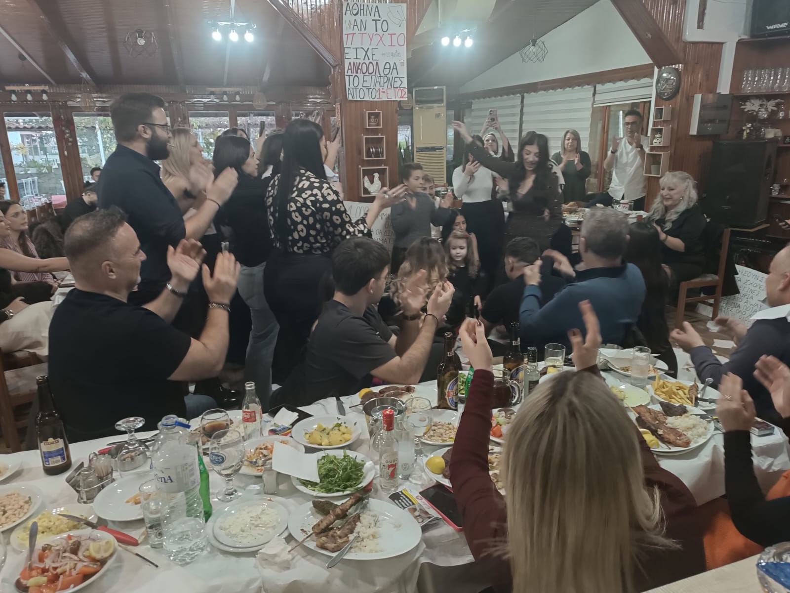 KADINLAR GÜNÜNE ÖZEL GÜMÜLCİNE TAVERNA TURU 